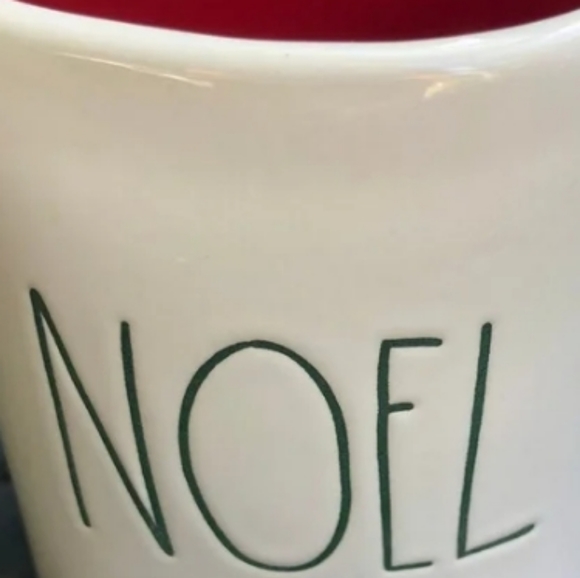 NWT RAE DUNN NOEL Holiday Christmas Mug - Picture 2 of 2